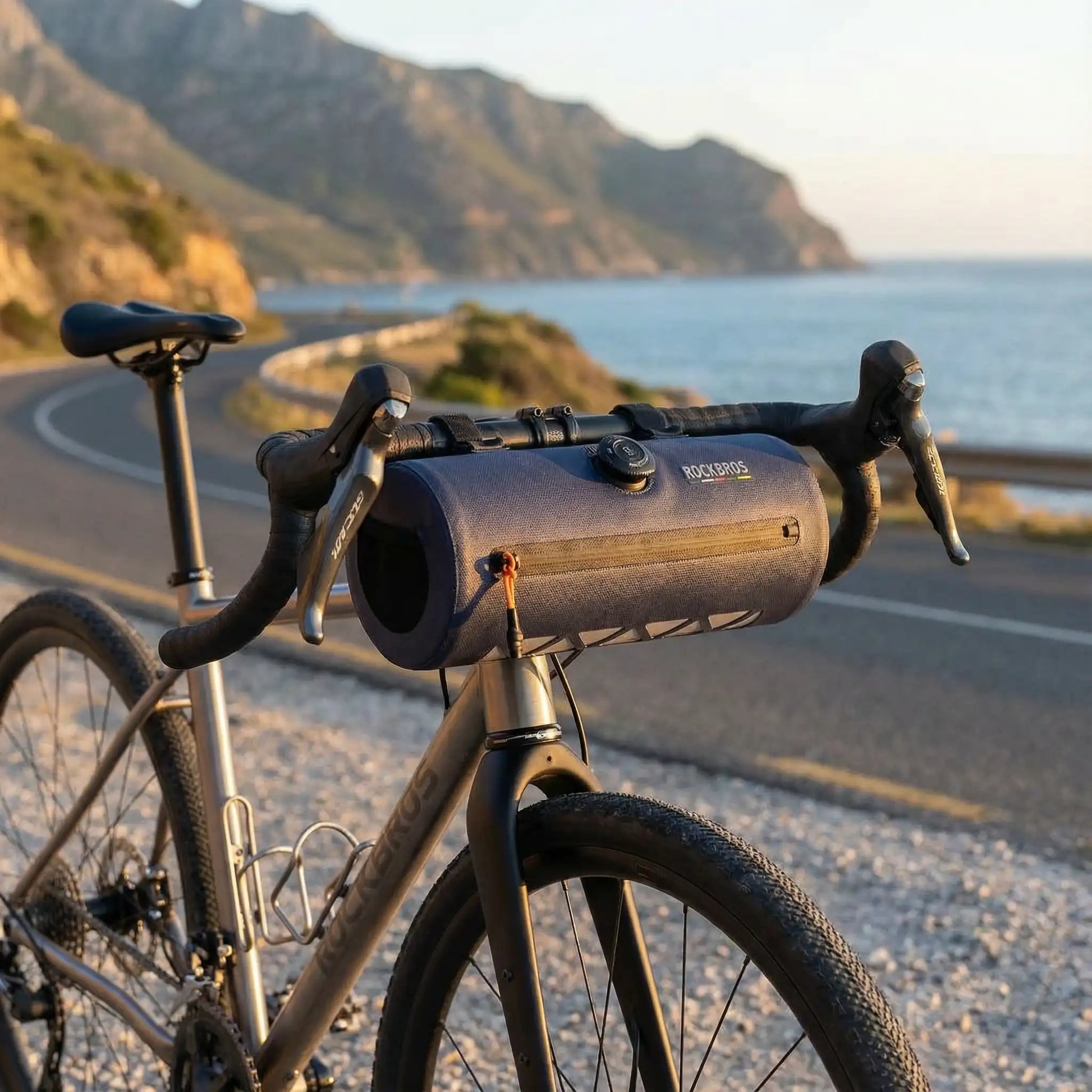 Sac-velo-pour-guidon-bleu-navy