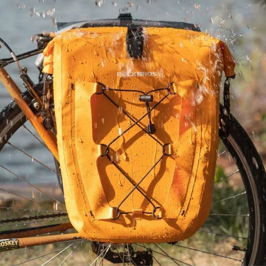 Sacoche-VELO-peut-resister-grosse-pluie-camping