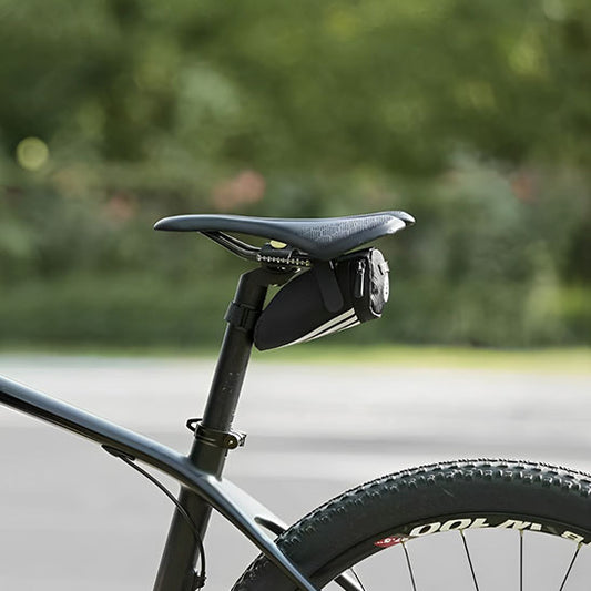 Sacoche de selle velo bande reflechissante