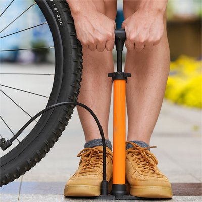 Pompe a velo pour l'aventure