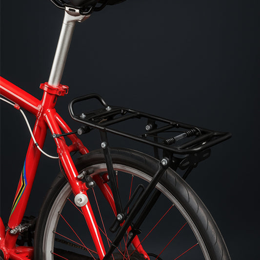 porte-bagage-sacoche-velo-sur-velo-rouge